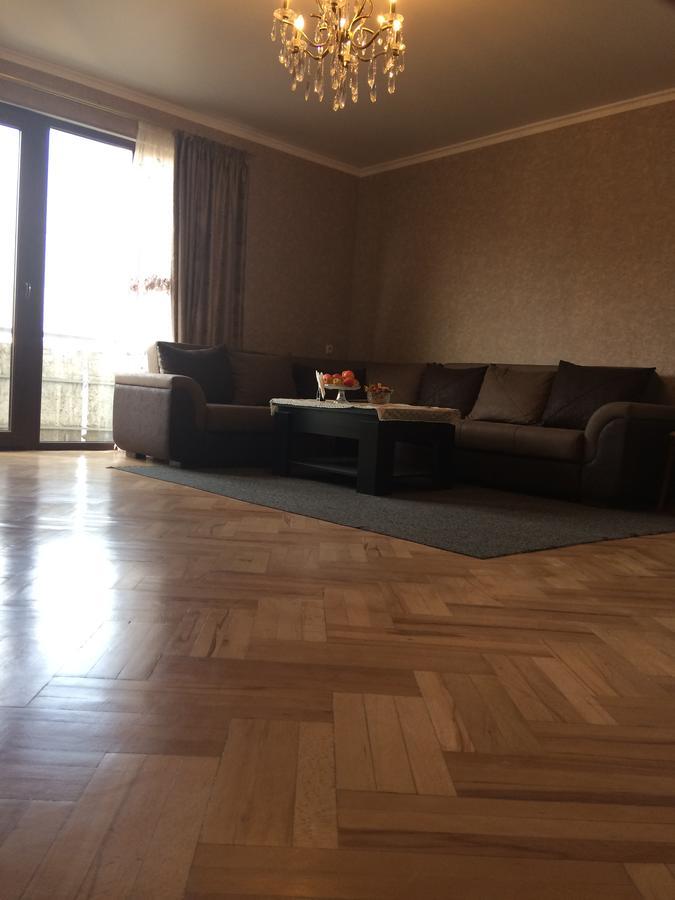 Vip Apartment At Gamrekeli Str 1 Tbilisi Exterior photo